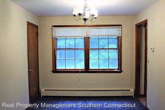 Building Photo - 287 Senese Dr