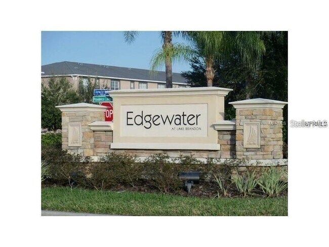 Foto del edificio - 1531 Water Terrace Ln