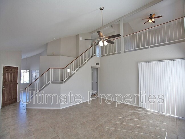 Foto del edificio - 5911 W Shangri La Rd