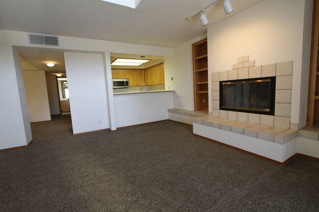 Foto del edificio - 5157 Glenwood Pointe Lane NE