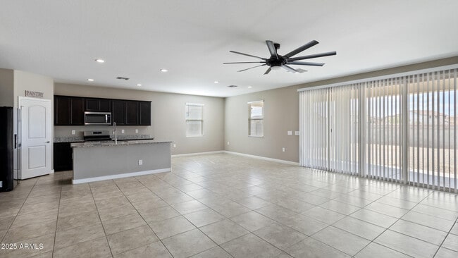Building Photo - 3312 N 300th Dr