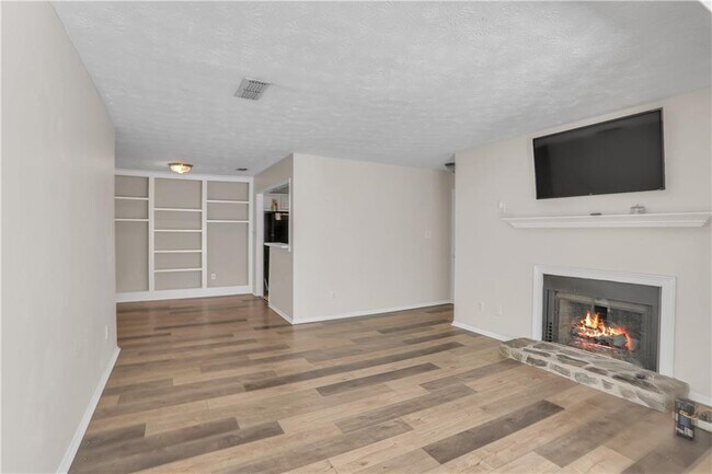 Foto del edificio - 1408 Country Park Dr