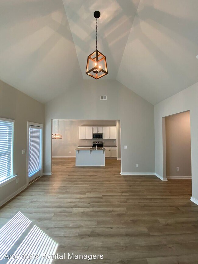 Foto del edificio - 4 br, 2 bath House - 70 Avalon Way