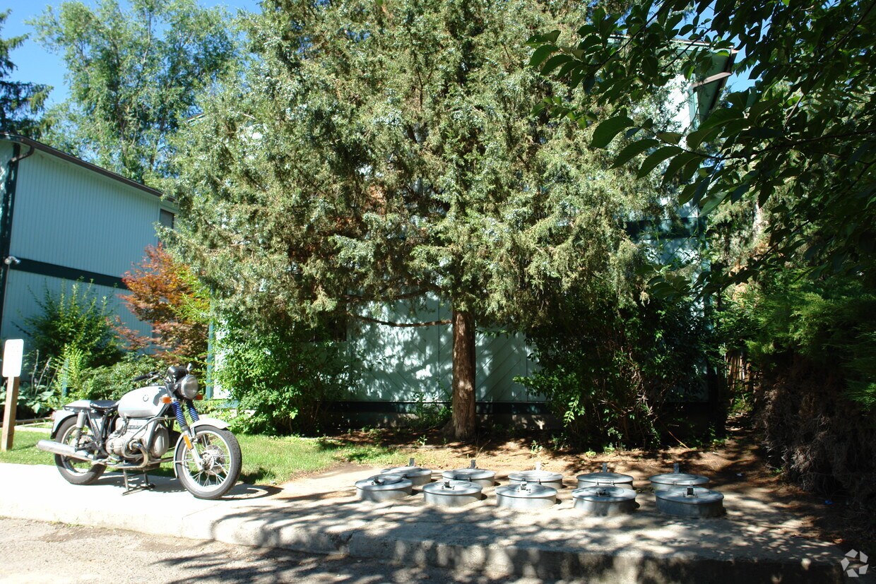 Foto del edificio - 1693 S Federal Way