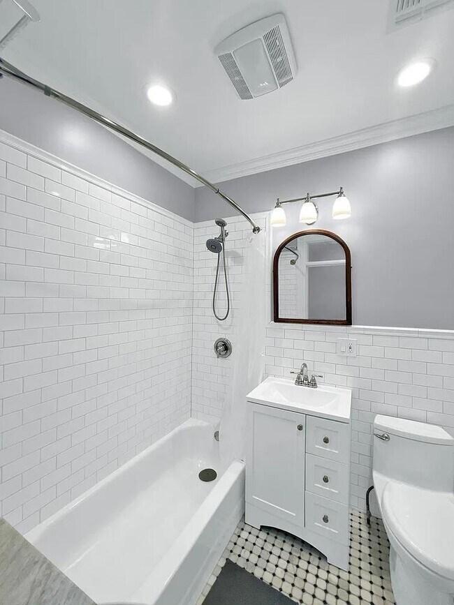 Foto del edificio - 346.5 8th St