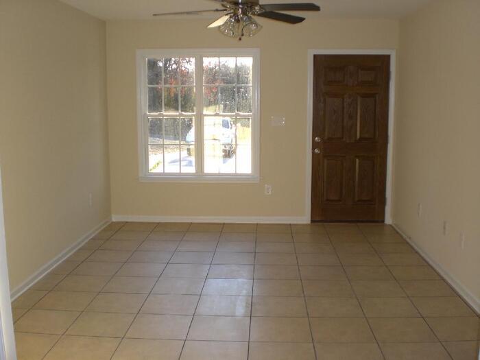 Building Photo - 473 Pharr Dr Concord