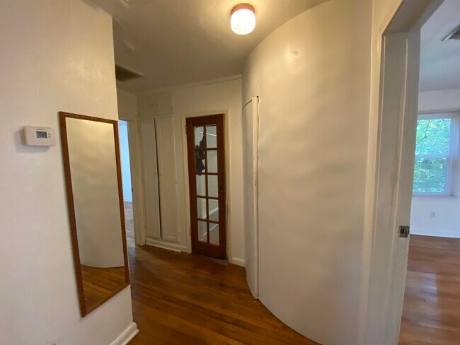 Building Photo - 403 Prince St
