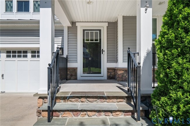 Building Photo - 16848 White Daisy Loop