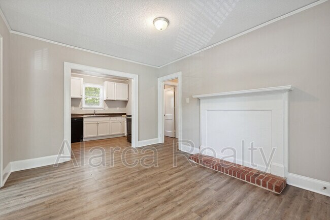 Photo - 2044 Camp Greene St House