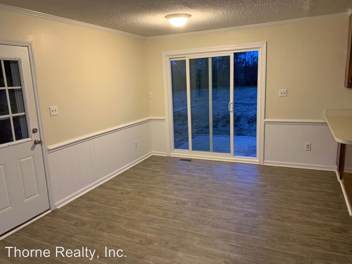 Building Photo - 3 br, 1 bath House - 4317 Kent Road