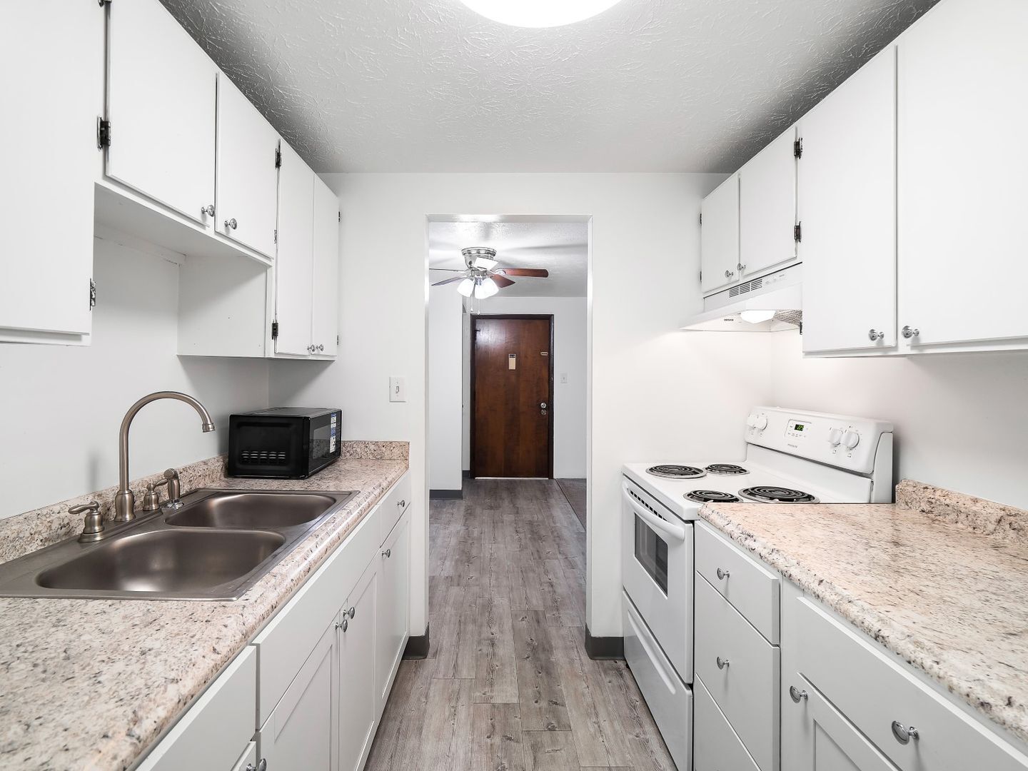 Walnut – Walnut: 2 Bed 1 Bath - Premium