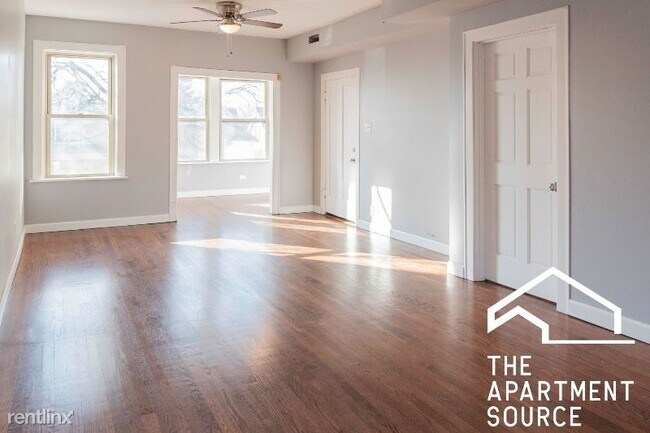 Foto del edificio - 2 br, 1 bath Apartment - 4027 N Kilbourn Ave