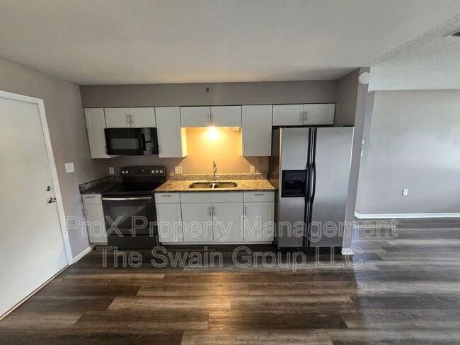 Building Photo - 3007 Reiter Dr