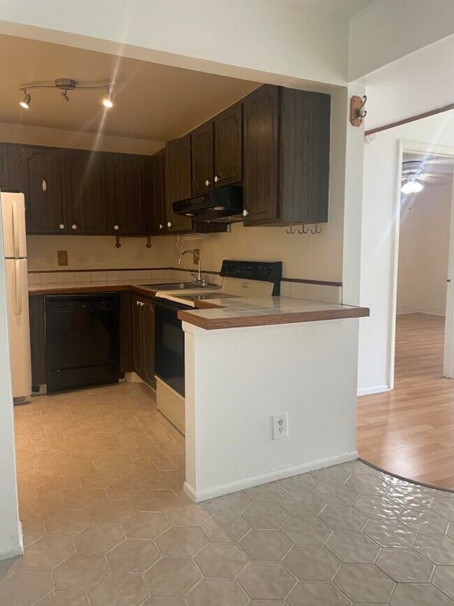 Foto del edificio - 460 NW 20th St