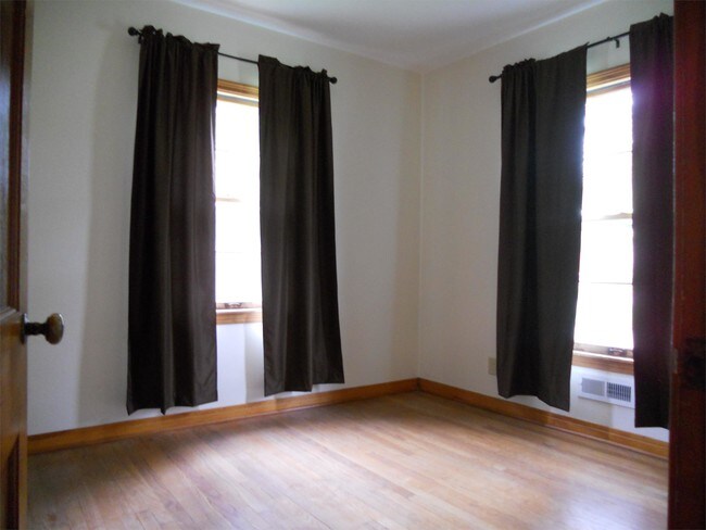 Foto del edificio - 2936 Dalewood Ave SE