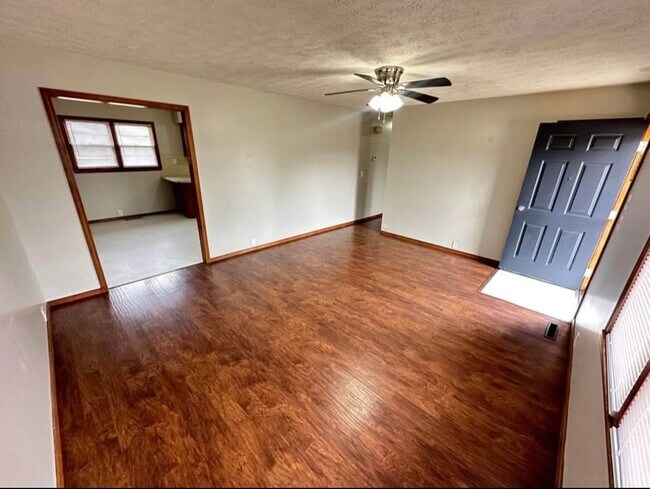 Foto del edificio - Desired neighborhood!