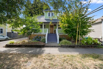 Building Photo - 4343 SE 37th Ave