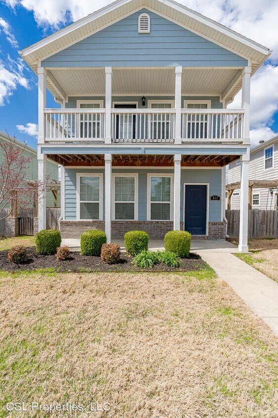 Primary Photo - 4 br, 3.5 bath House - 611 Tennyson St. Lo...