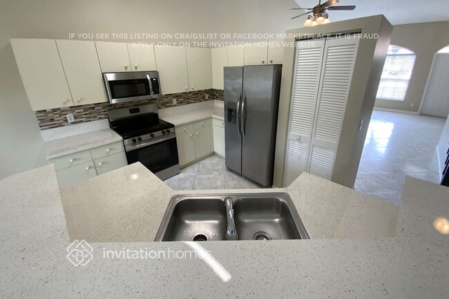 Building Photo - 7629 Bristol Bay Ln