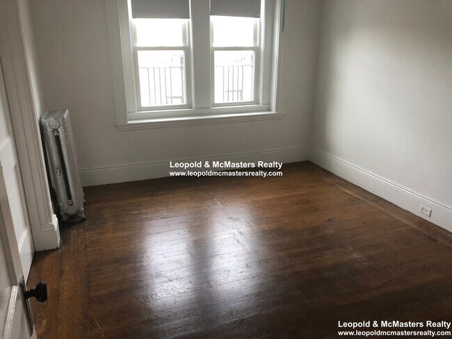 Foto del edificio - 30 Medfield St