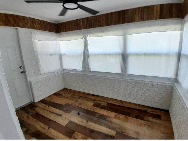 Front bonus room - 3735 Rilma Ave