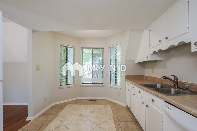 Foto del edificio - 12208 Rock Canyon Dr