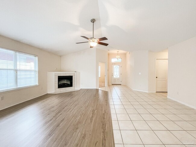 Foto del edificio - 4606 Isles Dr