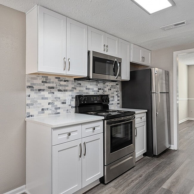 Building Photo - Willowdaile