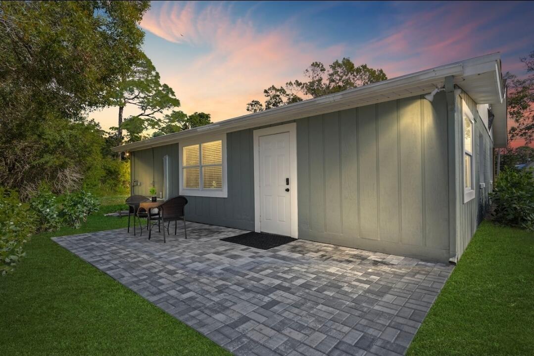 Primary Photo - 5607 Tangelo Dr