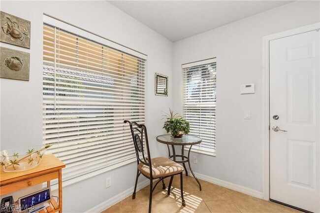 Building Photo - 8689 Querce Ct