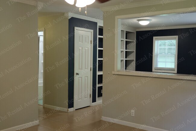 Foto del edificio - 1203 Greenwood Dr