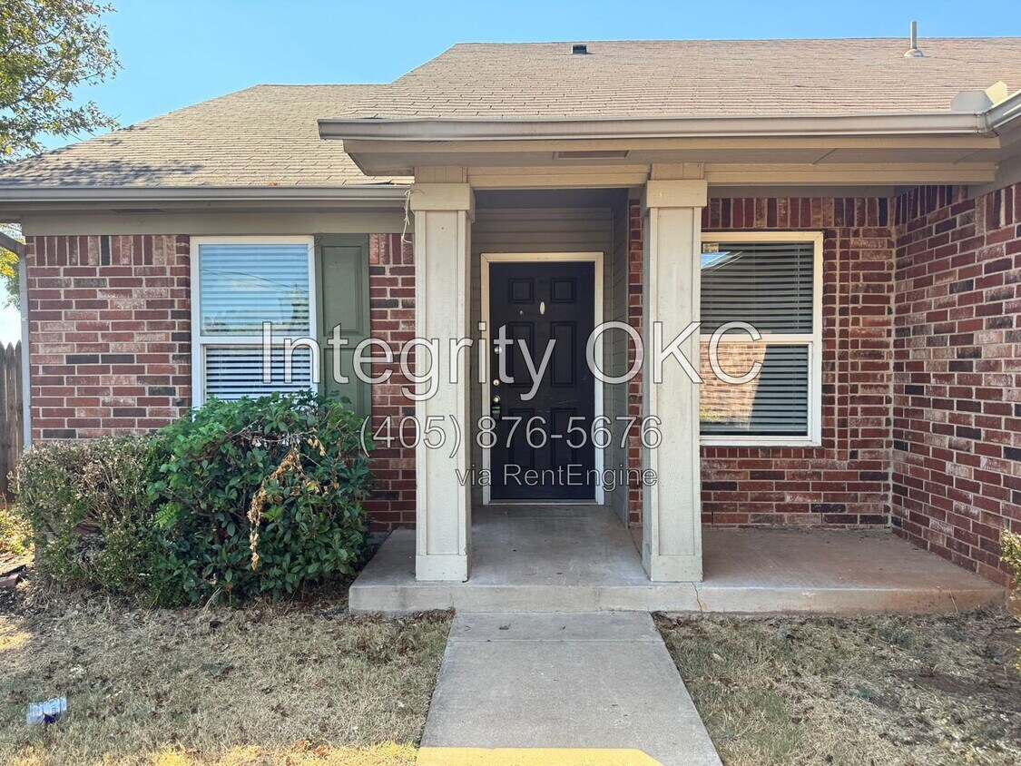 Building Photo - 2929 Fennel Rd