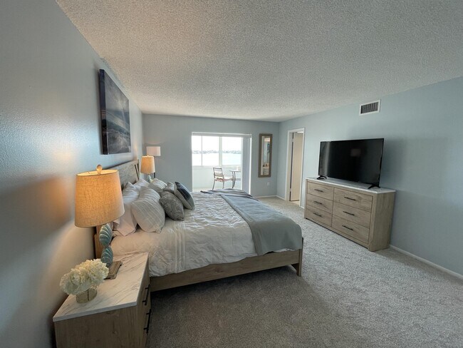 Foto del edificio - 4750 Cove Cir