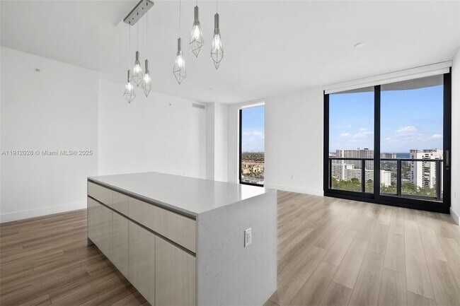 Foto del edificio - 101 Diplomat Pkwy