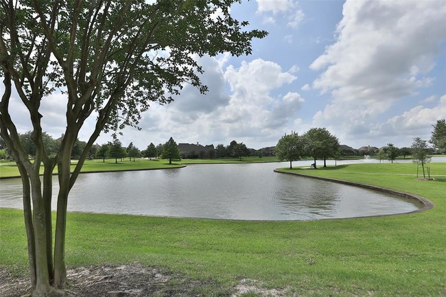 Building Photo - 11410 Cypress Creek Lakes Dr