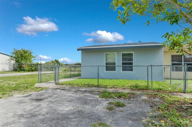 Building Photo - 3793 NW 213th Terrace