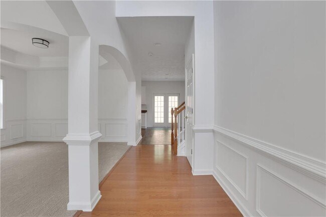 Building Photo - 3208 Juniper Dr