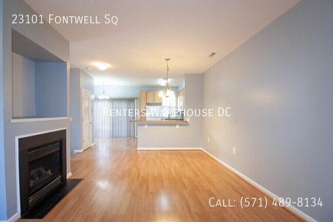 Building Photo - 23101 Fontwell Square