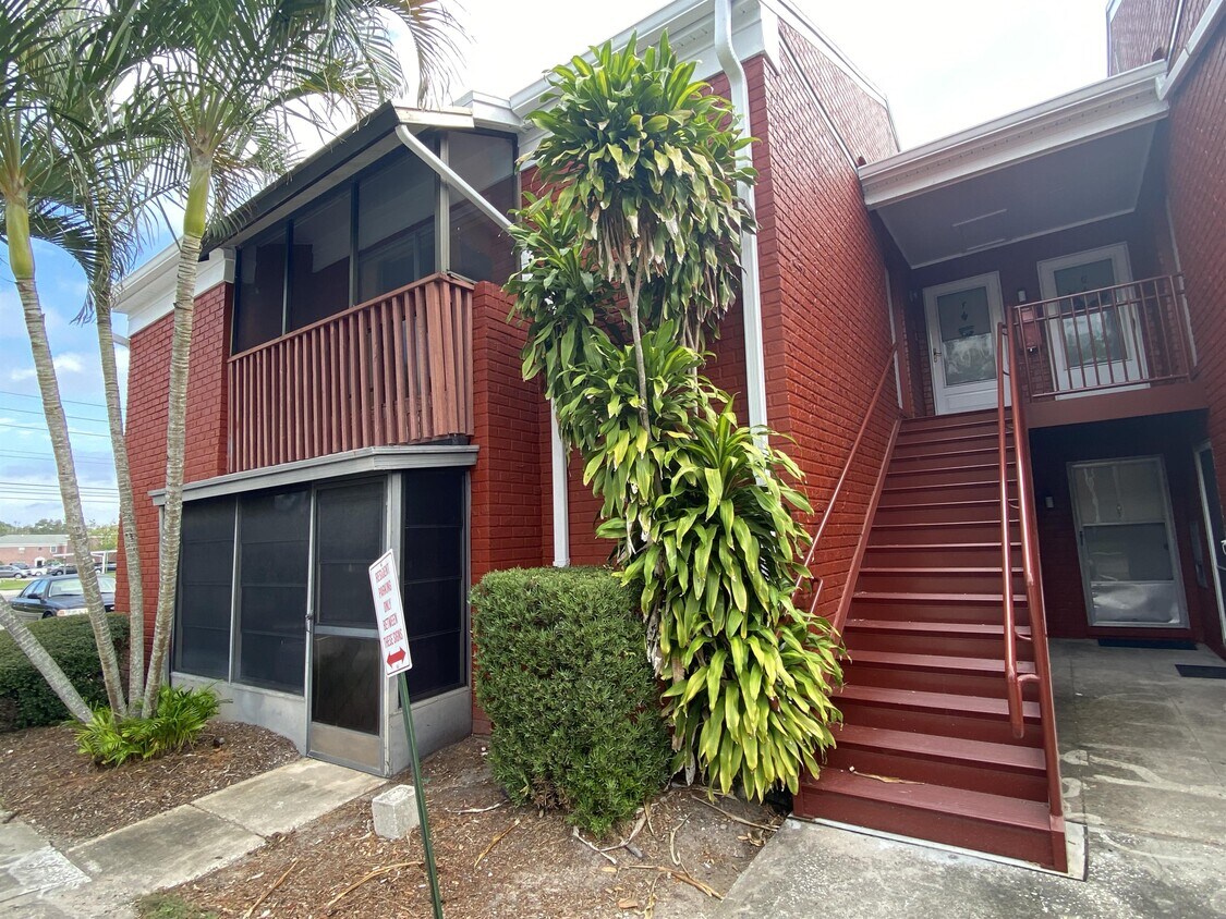 8221 12th Way N, St. Petersburg, FL 33702 House Rental in St