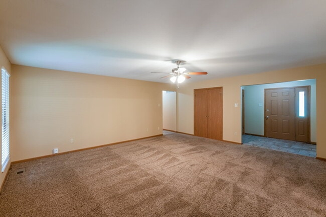 Building Photo - 4131 Les Cherbourg Ln