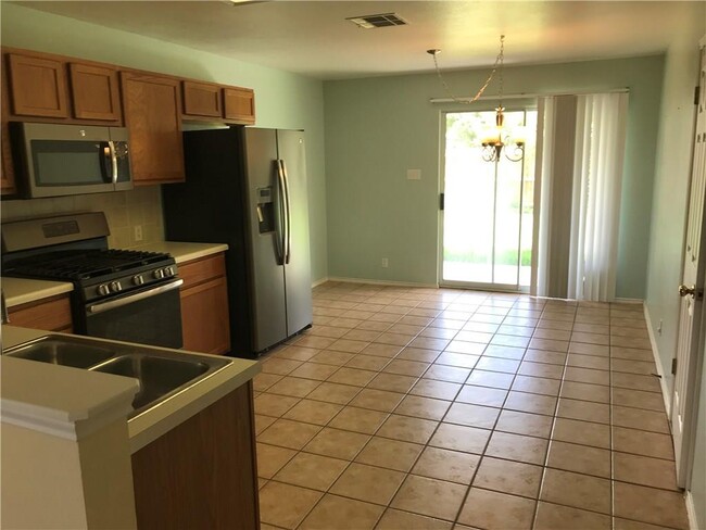 Building Photo - 229 Katy B Ln