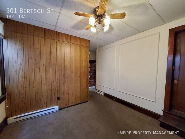 Building Photo - 1st floor: 1 Bedroom / 1 Bathroom in Lansf...