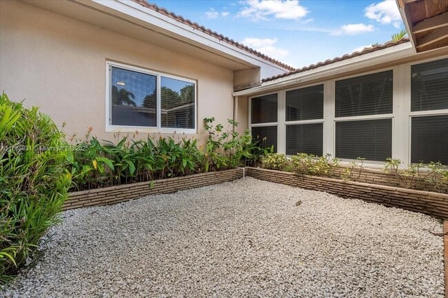 Foto del edificio - 613 NE 17th Terrace