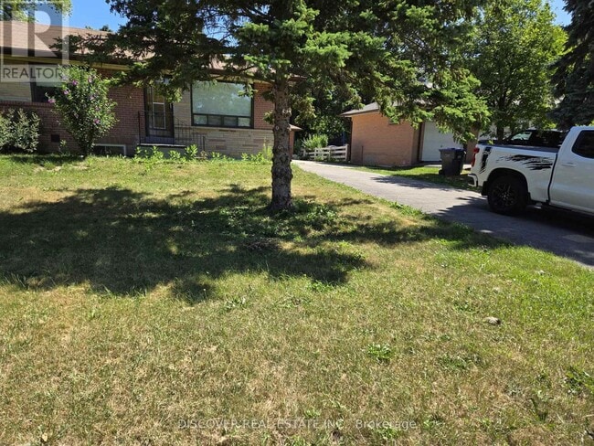 Building Photo - 186 Floradale Dr
