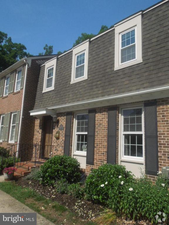 Building Photo - 1742 Dryden Way