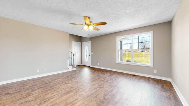 Building Photo - Beautiful Brick 3 Bed 2 Bath Home Just Min...