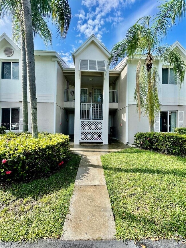Building Photo - 6725 NW 174th Terrace