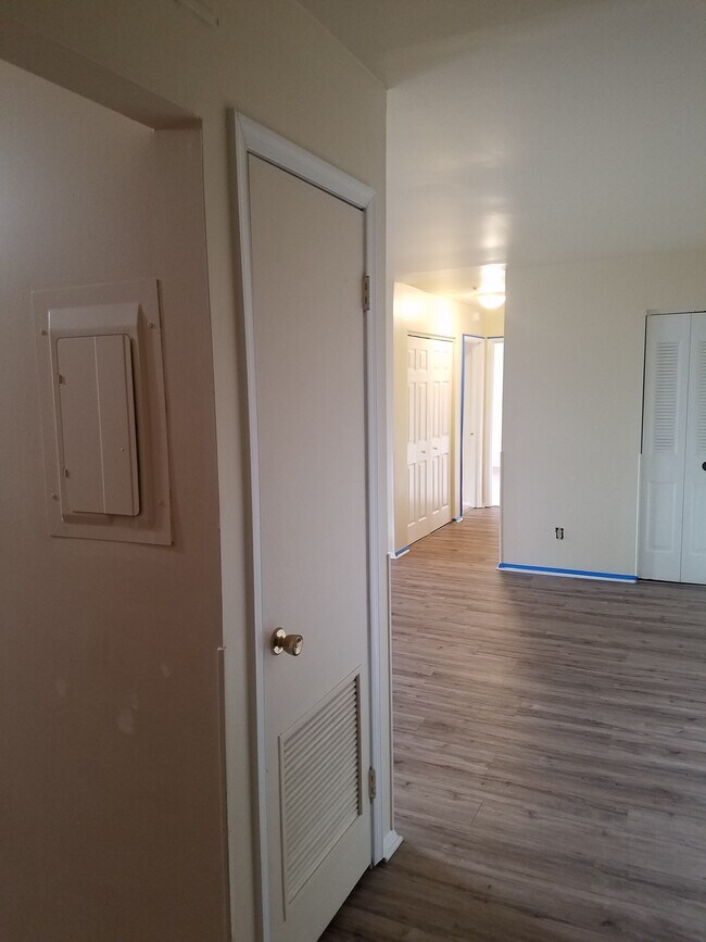 Entrance - 810 Charlotte Way