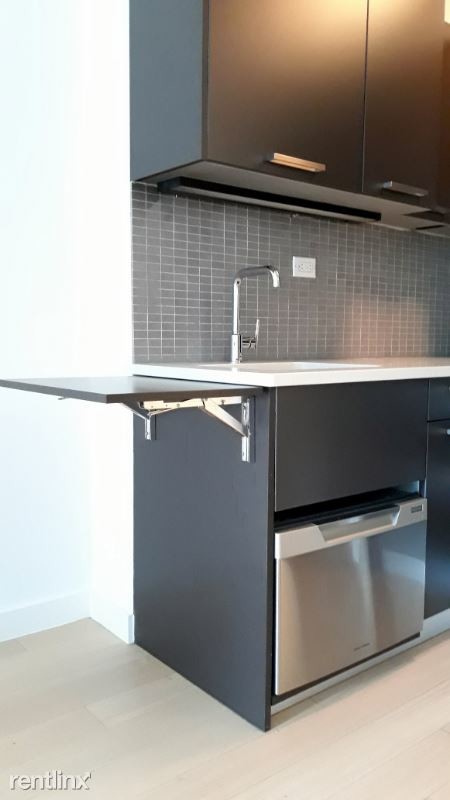 Building Photo - Studio, 1 bath Apartment - 224 East 39th St