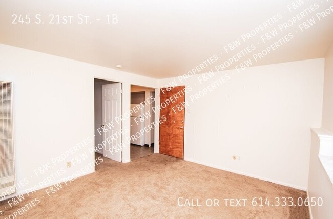 Building Photo - 245 S 21st St